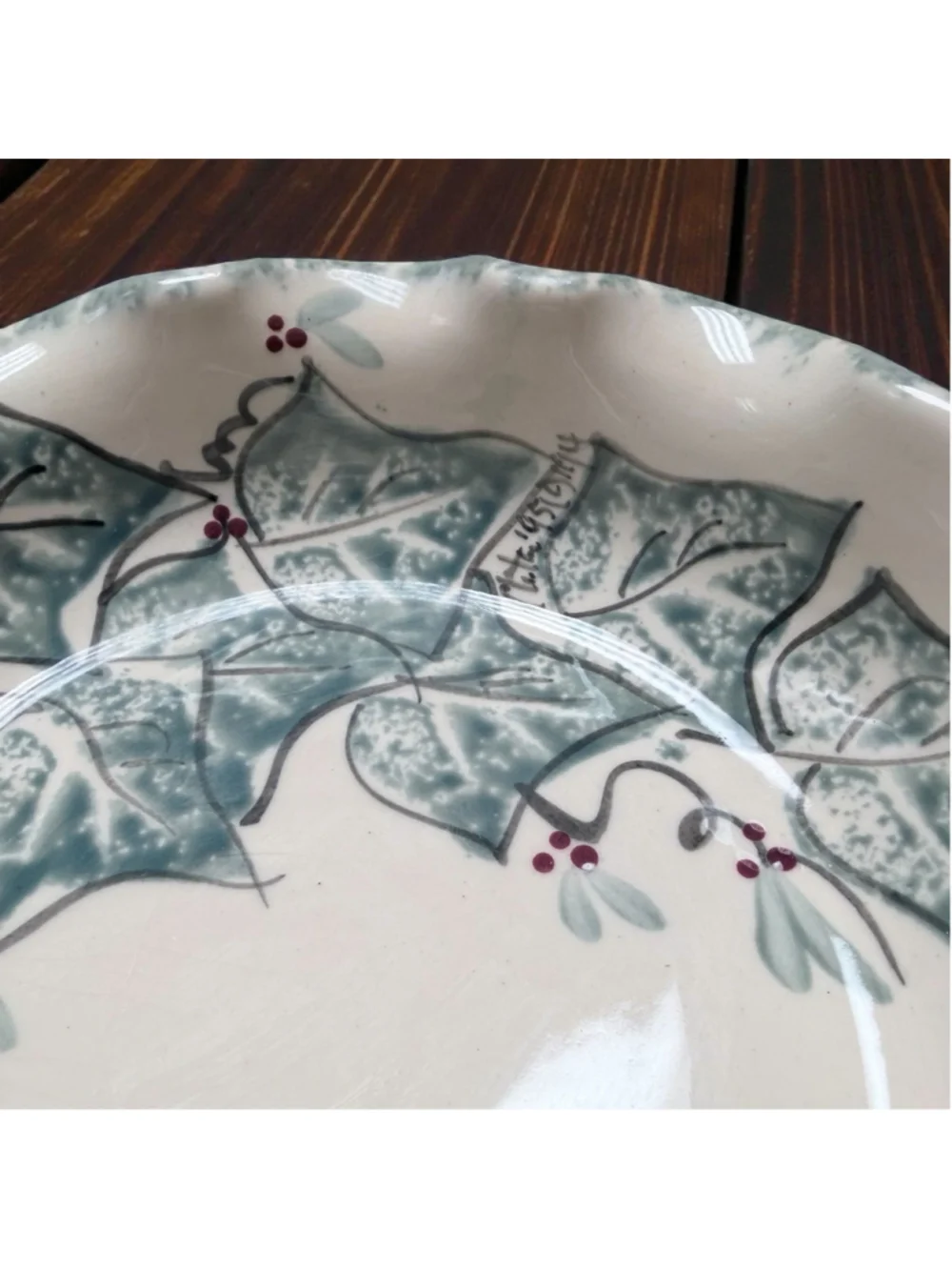 Ellis Pottery Holly Bowl VintageTexas Studio Pottery Scalloped Ceramic Stoneware